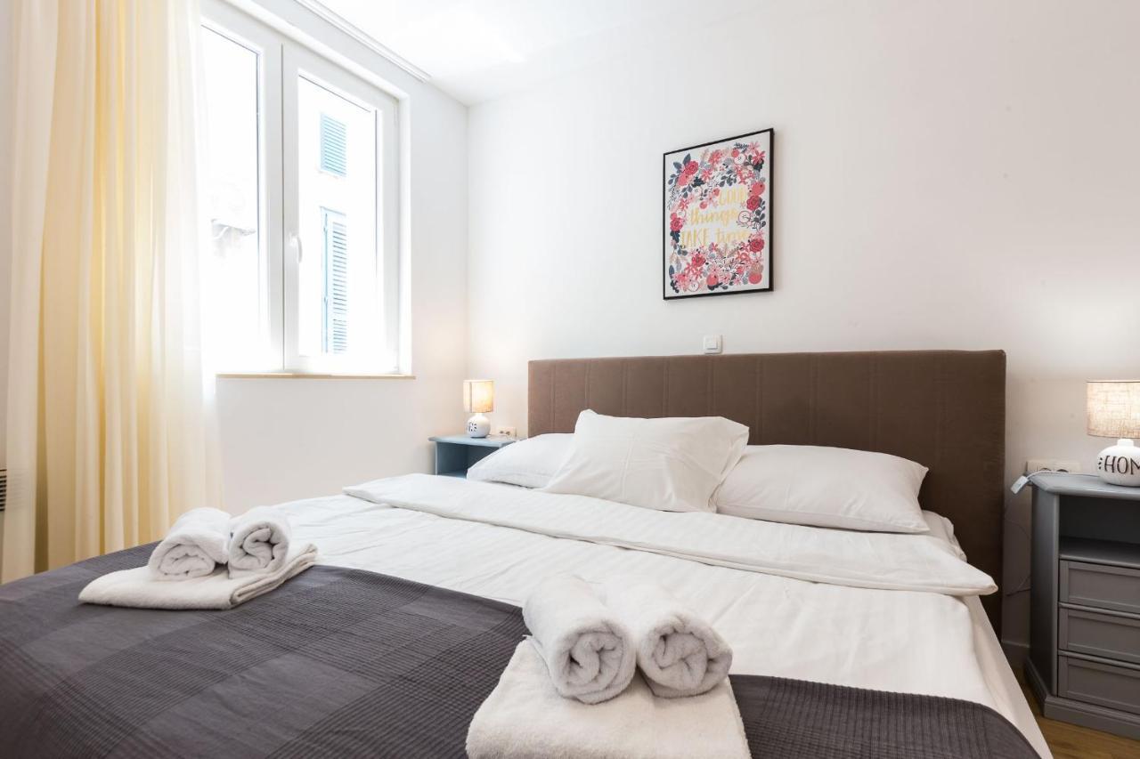 Karla'S Exclusive Central Apartment ザダル エクステリア 写真